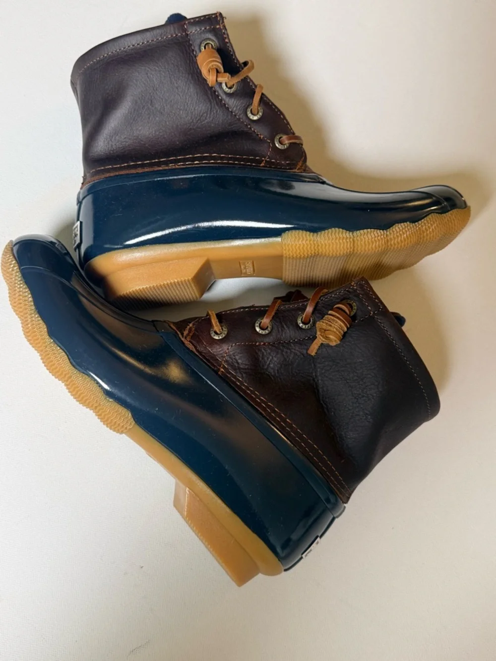 Sperry Saltwater Duck‎ Boots Tan & Navy Leather Waterproof Women’s 6M NEW
